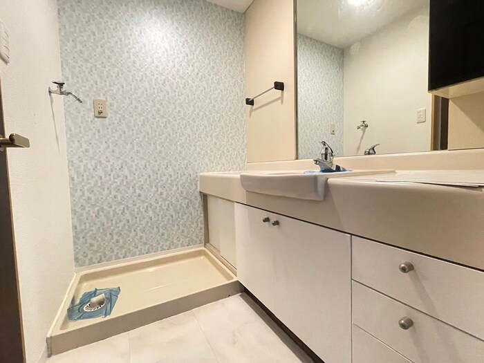 物件内観写真12　(洗濯機置場)