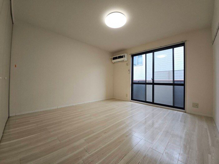 物件内観写真16　(居室)