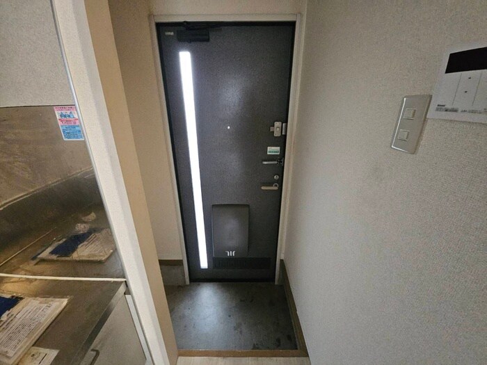 物件内観写真22　(玄関)