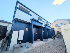 ラ・フォ－リア外観写真