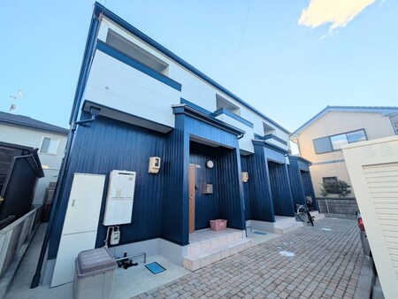 ラ・フォ－リア外観写真