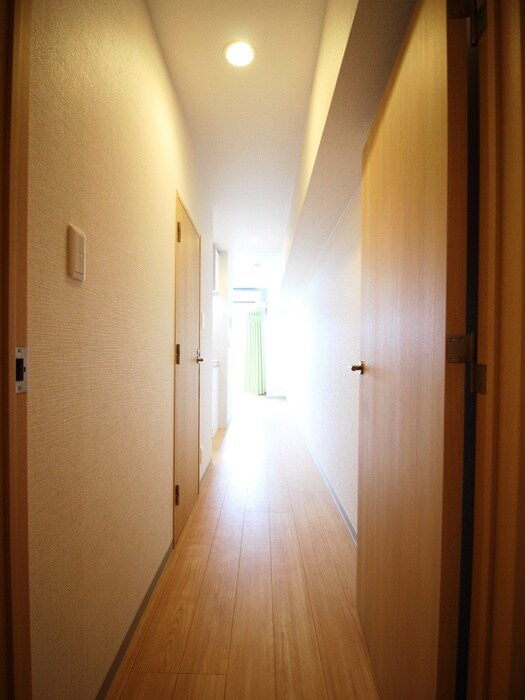 物件内観写真15　(廊下)