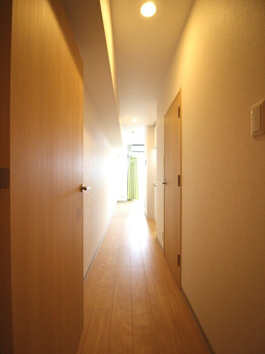 物件内観写真15　(廊下)