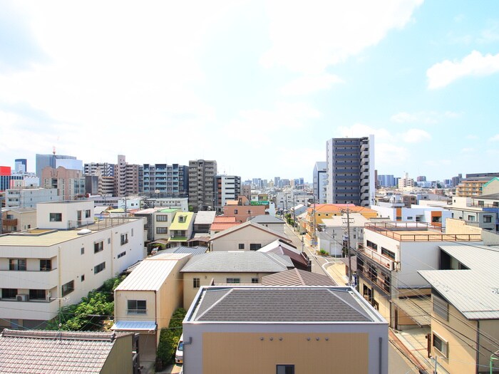 物件内観写真17　(室内からの展望)