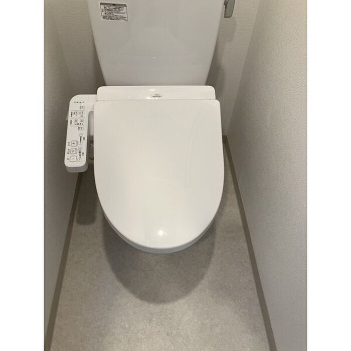 物件内観写真5　(トイレ)