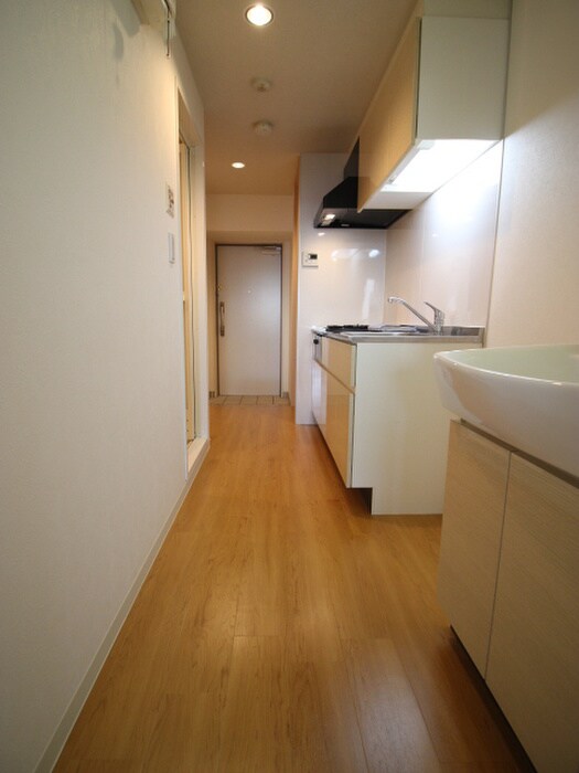 物件内観写真18　(廊下)