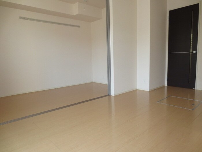 物件内観写真6　(居室)