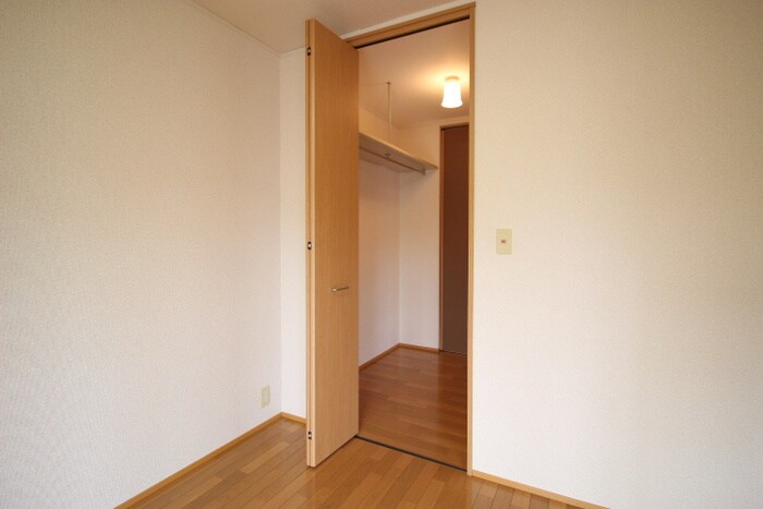 物件内観写真14　(収納)