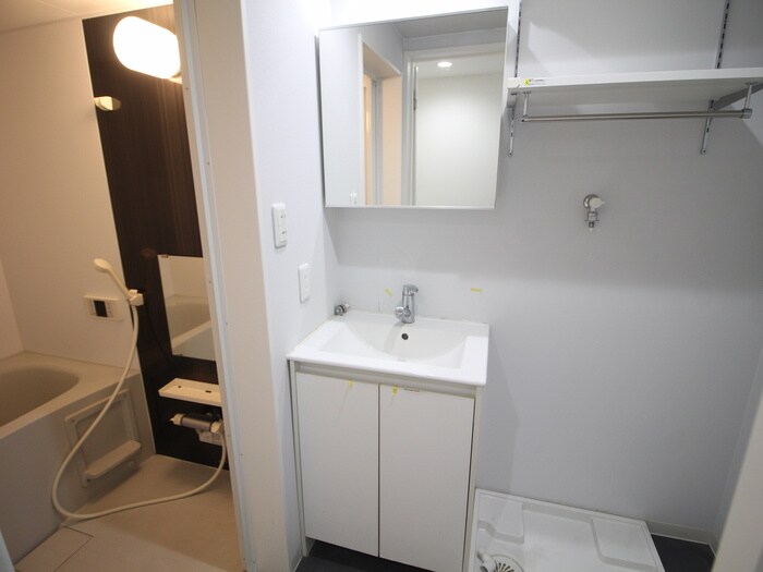 物件内観写真13　(洗面)