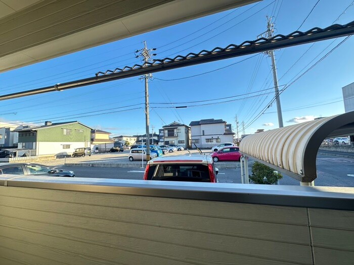 物件内観写真18　(室内からの展望)