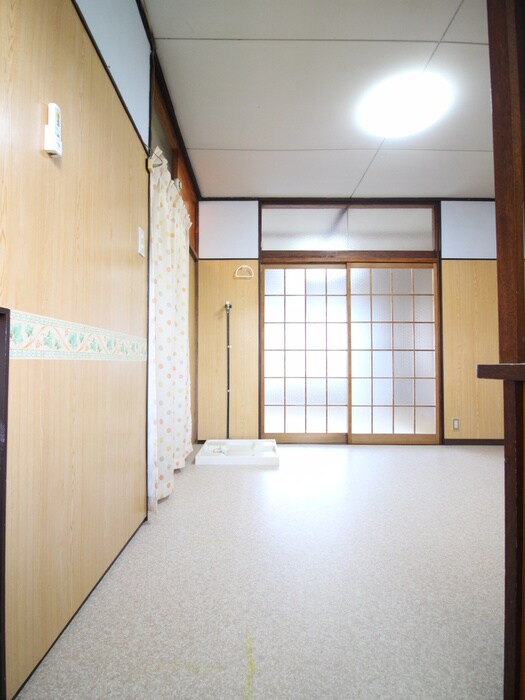 物件内観写真17　(廊下)