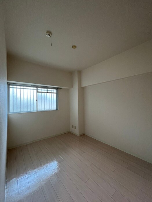 物件内観写真18　(居室)