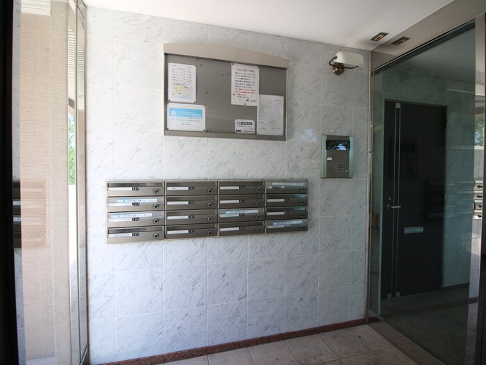 物件外観写真3　(建物設備)