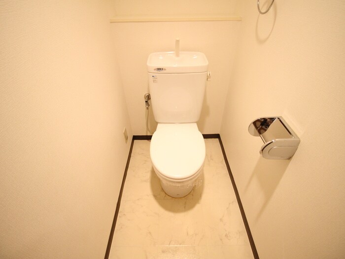 物件内観写真16　(トイレ)