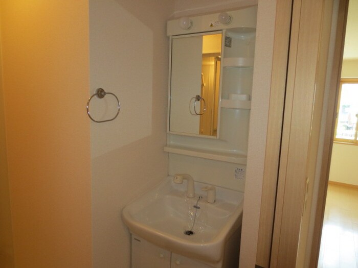 物件内観写真9　(洗面)