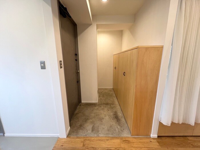 物件内観写真15　(玄関)