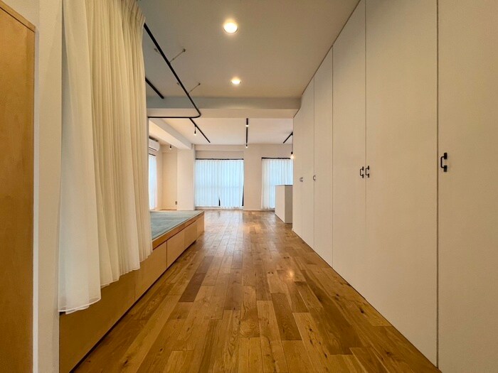 物件内観写真18　(廊下)