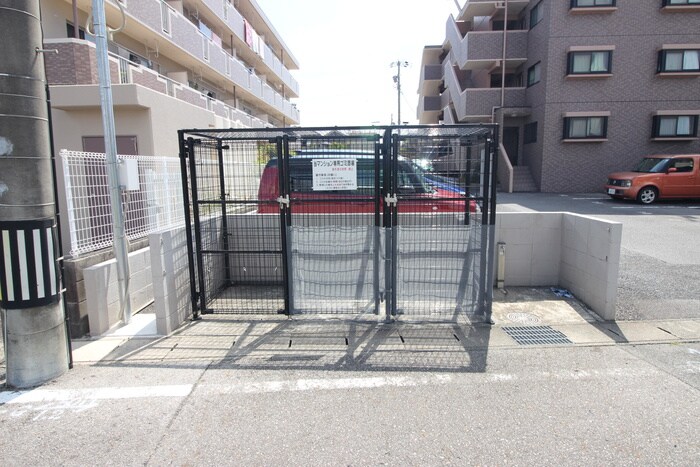 物件外観写真6　(建物設備)