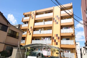 中源ビル外観写真
