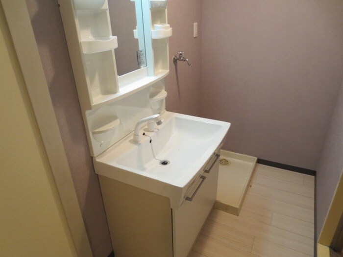 物件内観写真9　(洗面)