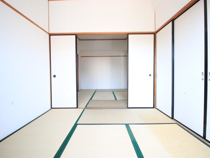 物件内観写真11　(居室)