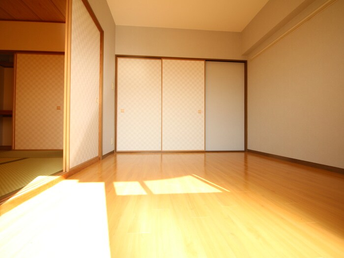 物件内観写真7　(居室)