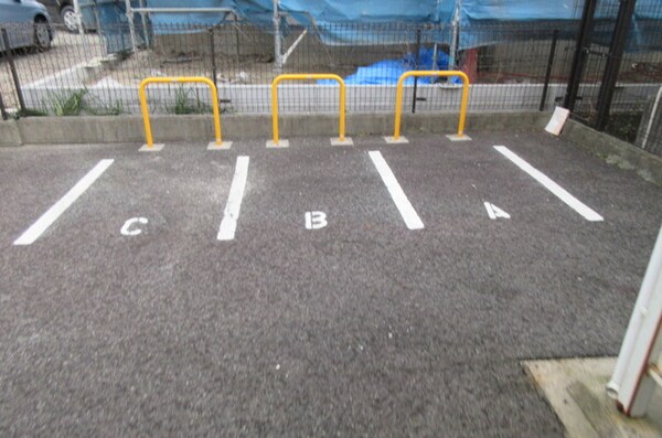 バイク置き場