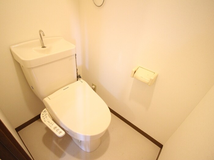 物件内観写真16　(トイレ)