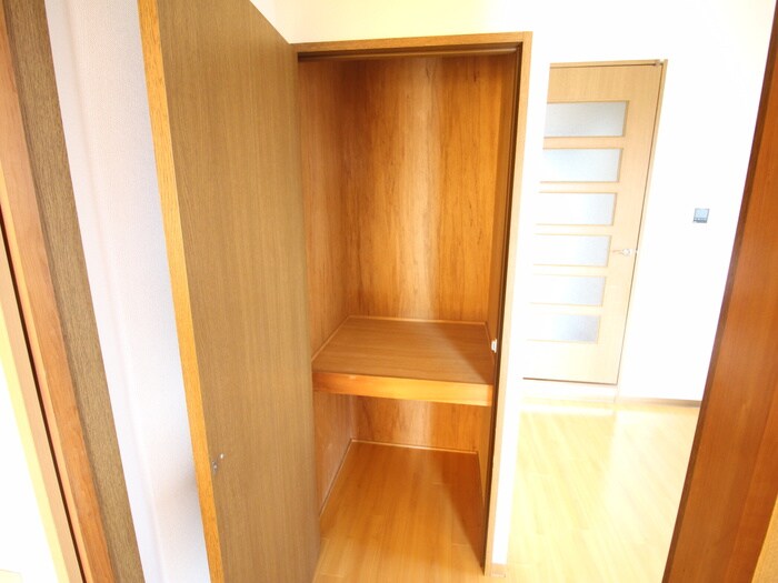 物件内観写真22　(収納)
