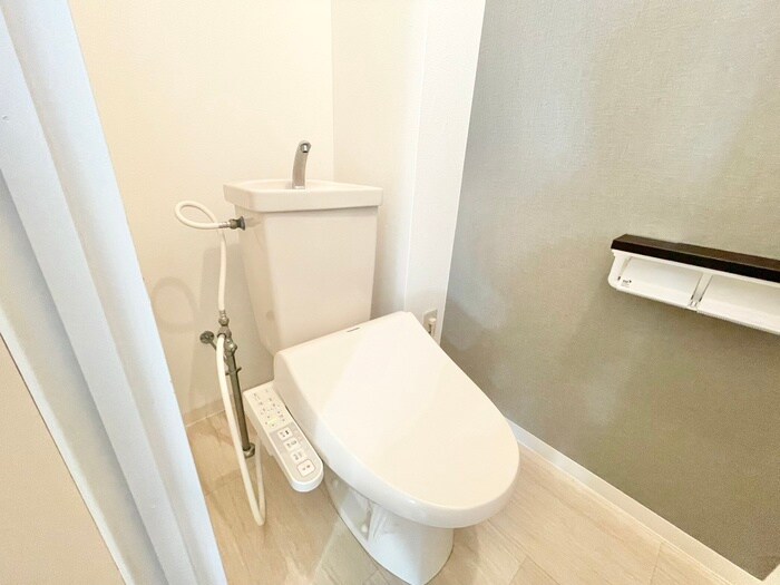 物件内観写真10　(トイレ)