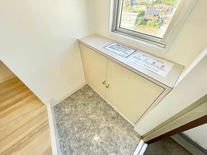 物件内観写真14　(靴箱)