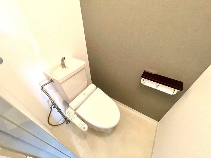 物件内観写真14　(トイレ)