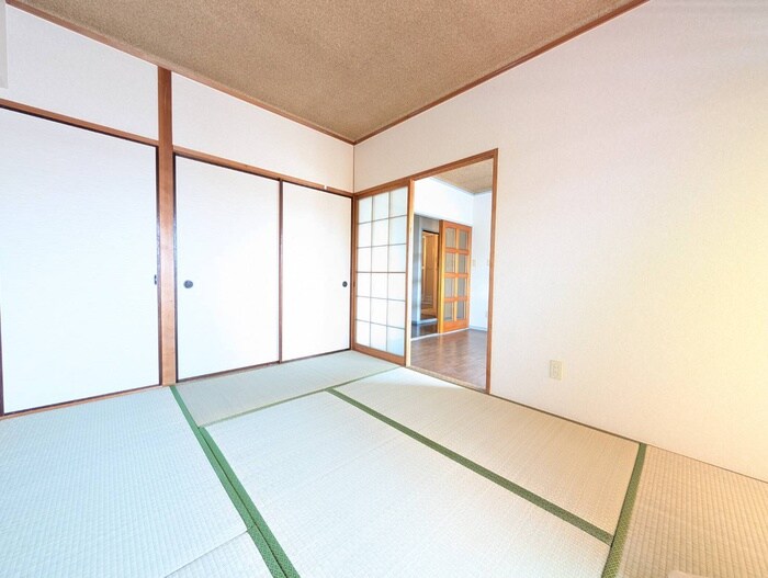 物件内観写真5　(居室)