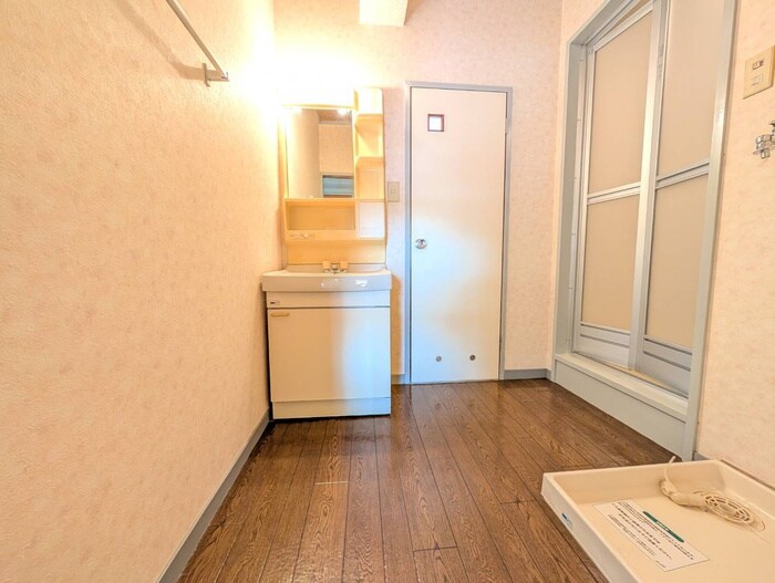 物件内観写真16　(洗面)