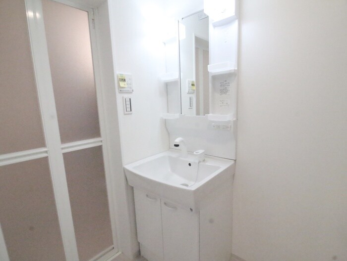 物件内観写真15　(洗面)