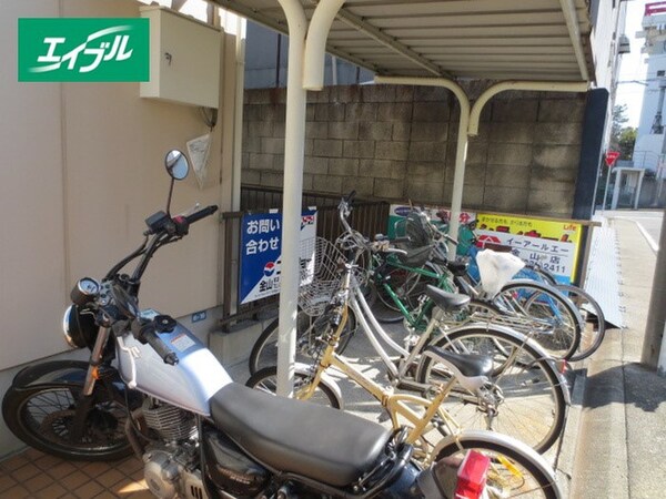 駐輪場