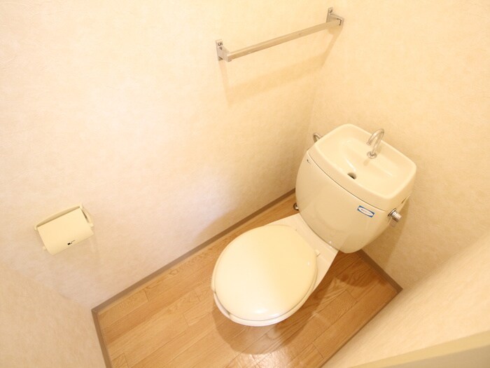 物件内観写真11　(トイレ)