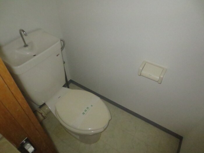 物件内観写真10　(トイレ)