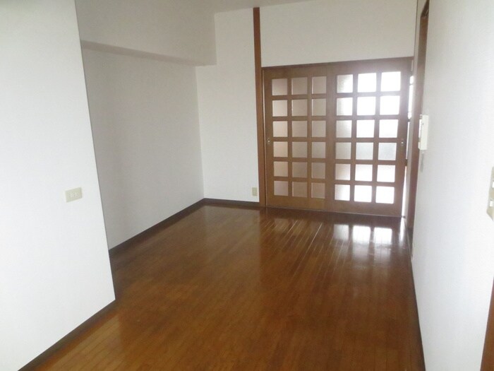 物件内観写真13　(居室)