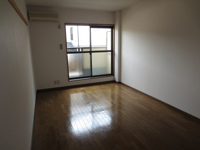 物件内観写真15　(居室)