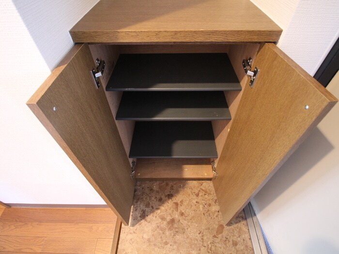 物件内観写真8　(靴箱)