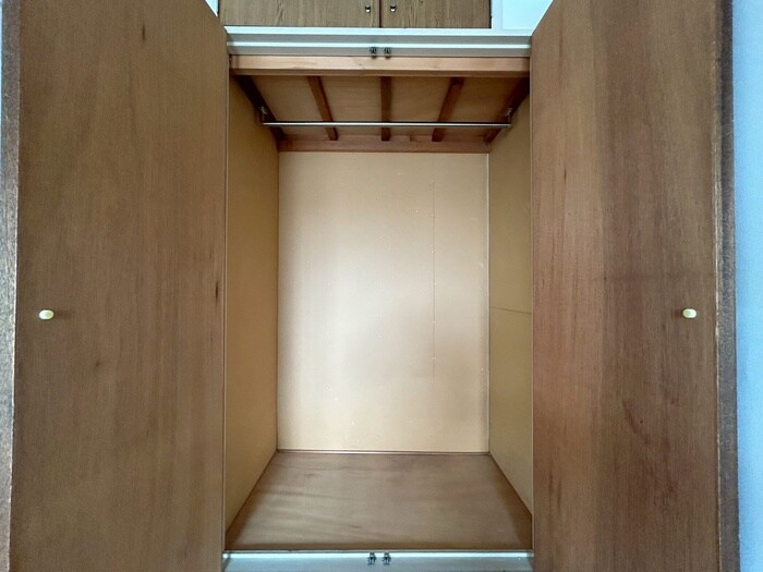 物件内観写真12　(収納)