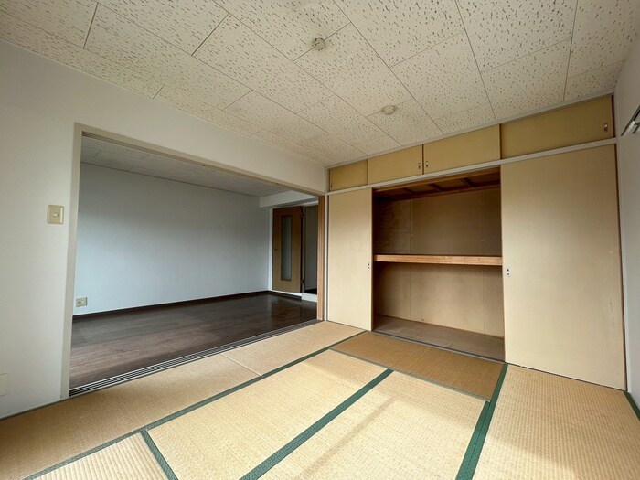 物件内観写真14　(居室)