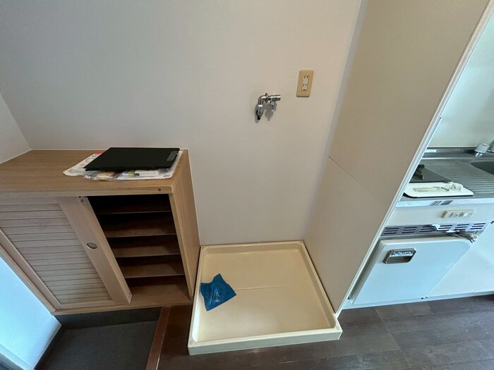 物件内観写真20　(洗濯機置場)