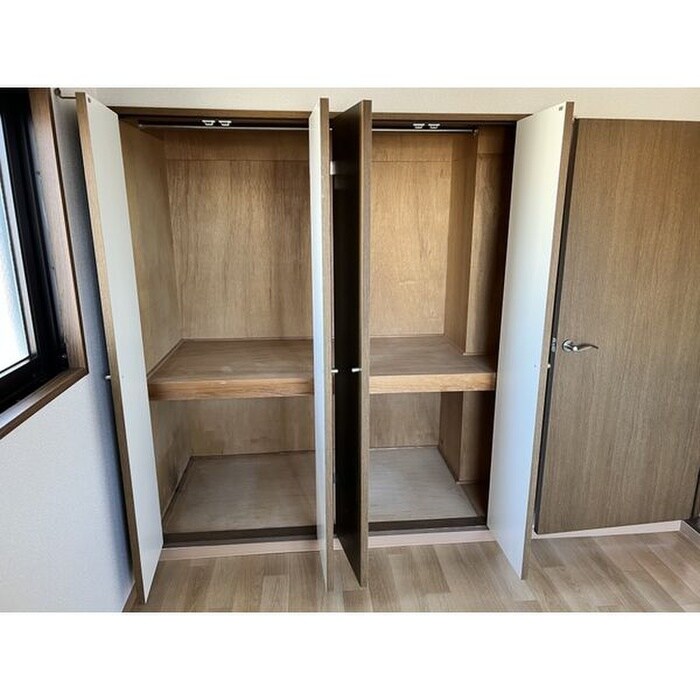 物件内観写真15　(収納)