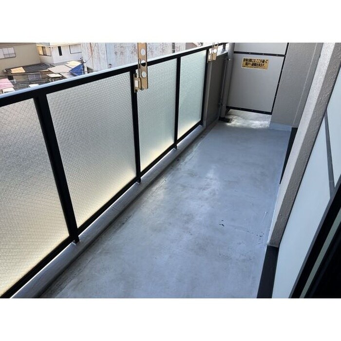 物件内観写真16　(ベランダ・バルコニー)