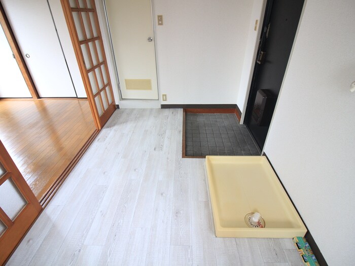 物件内観写真18　(廊下)