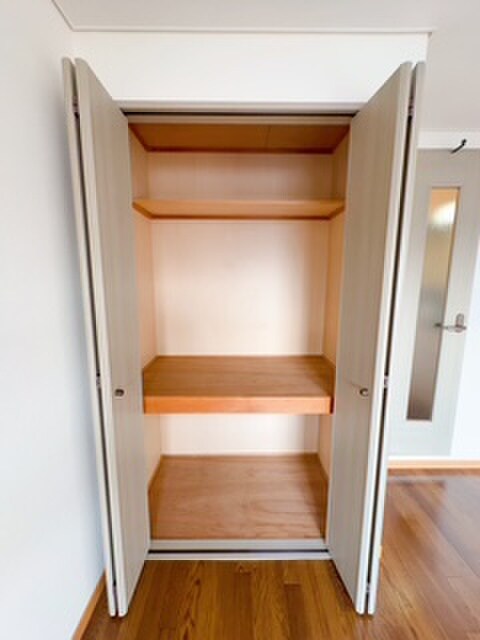 物件内観写真16　(収納)