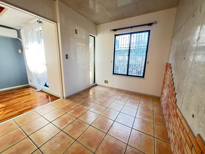 物件内観写真22　(居室)