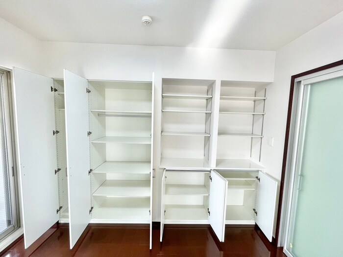 物件内観写真12　(収納)